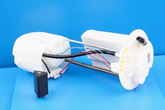 Bensinpumpe elektrisk til Toyota Yaris 2012-2014 (Type III, Fase 1)  (TOYOTA|77704-0D090|)