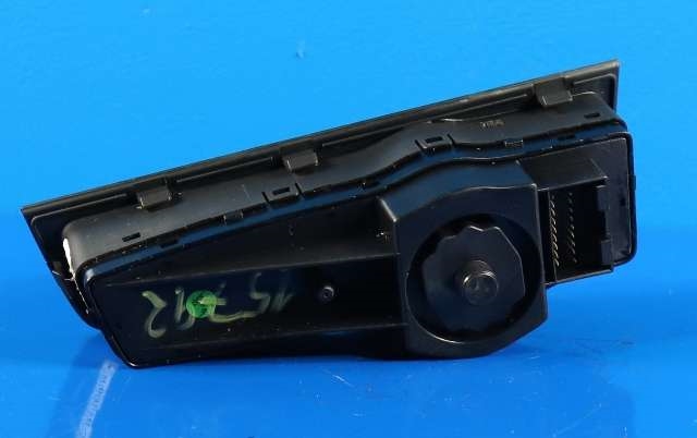Bryter lys til Hyundai i40 2012-2017  (HYUNDAI|93300-3Z100|)