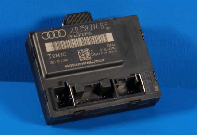 Styreenhet dør høyre bak til Audi Q7 2006-2010 (Type I, Fase 1) (VAG|4L0 959 794 B|)