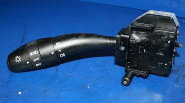 Bryter blink til Hyundai i30, 2007-2012 (Type I)  (HYUNDAI|93410-2R030)