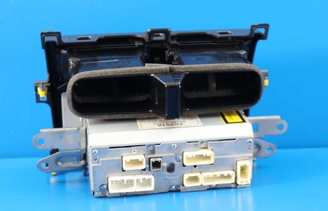 Bilstereo navigasjon til Toyota Verso-S 2011-2015 (COMBI) (COMBI) (TOYOTA|86140-52010|)