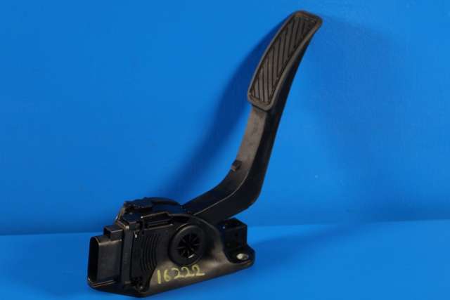 Pedal gass til Ford Fiesta 2008-2012 (Type VI, Fase 1)  (HELLA|6PV 009 517-00|8V21-9F836-AA|)