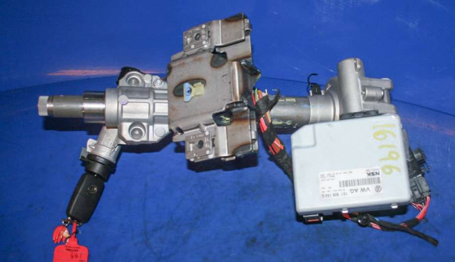 Rattaksel elektrisk servo til VW Up, 2012-2019  (VAG|1S1 423 510 R)