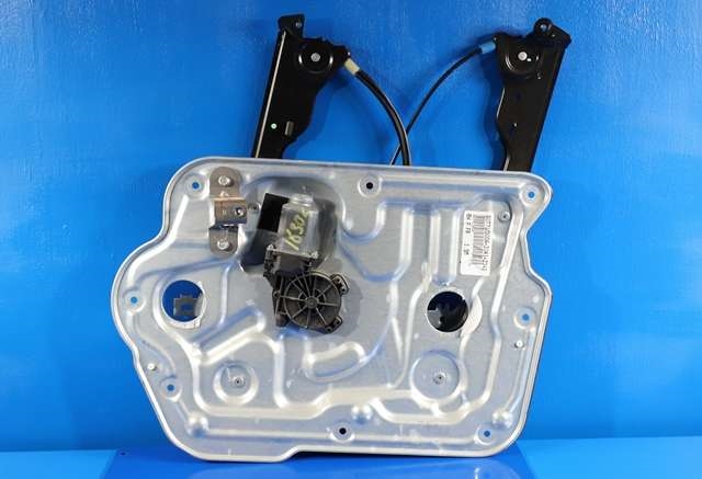 Ruteheis høyre foran til Nissan Qashqai 2010-2014 (Type I, Fase 2) (NISSAN|80770-JD00A|)
