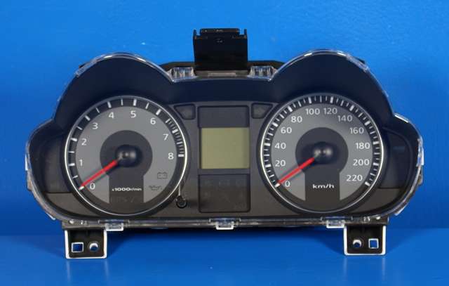 Instrumentpanel til Mitsubishi Colt, 2009-2013 (Type VII, Fase 2)  (MITSUBISHI|8400B081F)