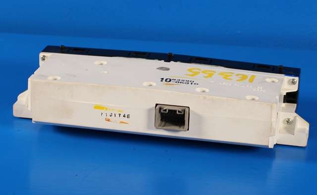 Instrument klokke til Toyota Hilux 2006-2011  (TOYOTA|83290-0K010|)