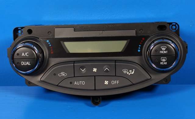Varmeapparat betjening til Toyota Yaris, 2012-2014 (Type III, Fase 1) (TOYOTA|55900-0D360)
