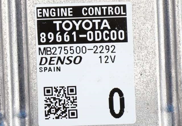 Styreenhet motor til Toyota Yaris 2012-2014 (Type III, Fase 1)  (DENSO|275500-2292|89661-0DC00|)