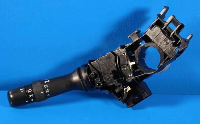 Bryter blink til Toyota Auris, 2010-2012 (Type I, Fase 2) (TOYOTA|17F609-02291)