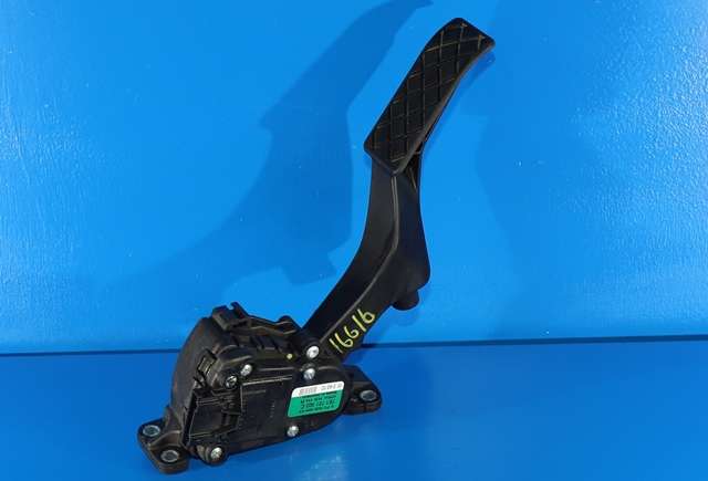 Pedal gass til VW Transporter / Caravelle, 2009-2015 (Fase 2) (T5) (T5) (HELLA|6PV 008 496-43)