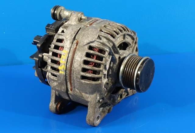 Dynamo diesel til Nissan NV200 2010-2019  (BOSCH|0 124 525 140|8200 728292. 14 VOLT - 150 AMP|)