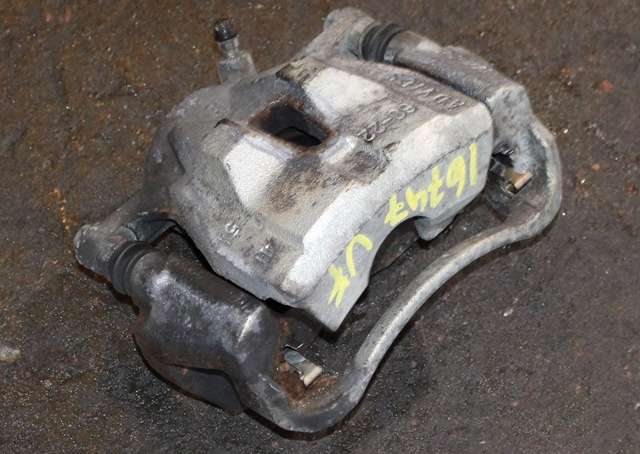 Bremsecaliper venstre foran til Toyota Verso-S, 2011-2015 (COMBI) (COMBI) 