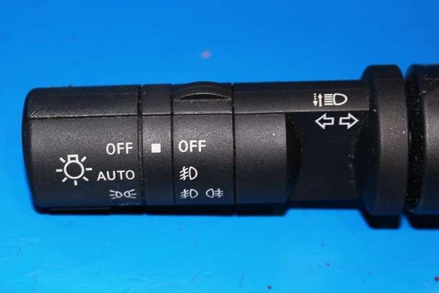 Bryter blink til Nissan Qashqai 2010-2014 (Type I, Fase 2)  