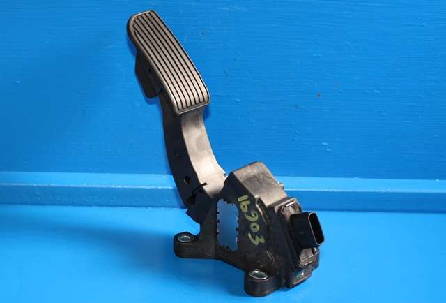 Pedal gass til Toyota Aygo 2014-->> (Type II) (TOYOTA|78110-0H040|)