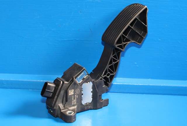 Pedal gass til Toyota Aygo 2014-->> (Type II) (TOYOTA|78110-0H040|)