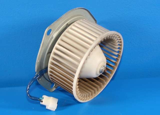 Varmeapparat motor bak til Mitsubishi Pajero 2007-2016 (Type IV, Fase 1)