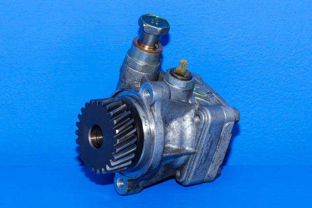 Servo pumpe mekanisk til Mitsubishi Pajero 2007-2016 (Type IV, Fase 1)