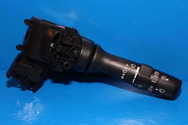 Bryter visker til Toyota Auris, 2010-2012 (Type I, Fase 2)  (TOYOTA|17F582-02411)