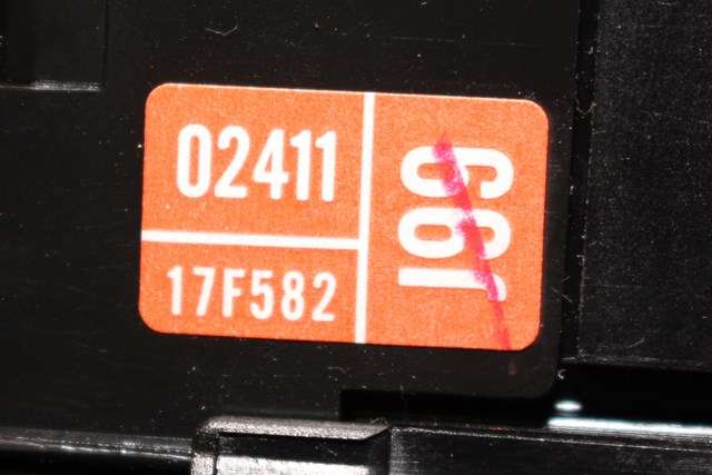Bryter visker til Toyota Auris 2010-2012 (Type I, Fase 2)  (TOYOTA|17F582-02411|)