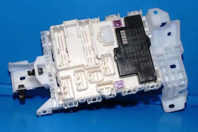 Sikringsboks til Suzuki SX4 S-CROSS 2013-->> (Type II)