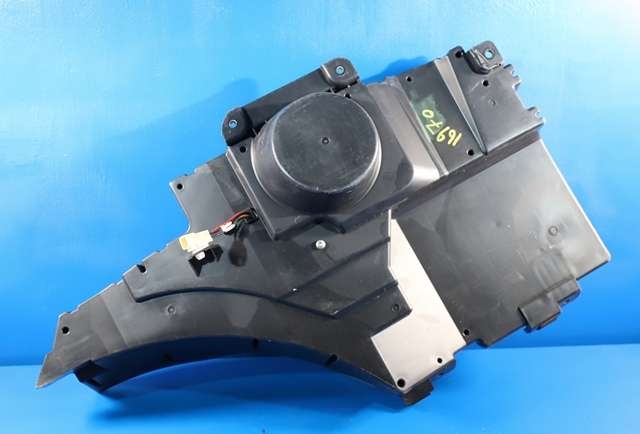 Bilstereo sub-woofer til Mitsubishi Pajero 2007-2016 (Type IV, Fase 1)  (MITSUBISHI|8720A031|)