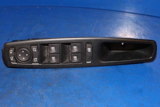 Bryter ruteheis førerdørspanel til Renault Scenic, 2009-2016 (Type III)  