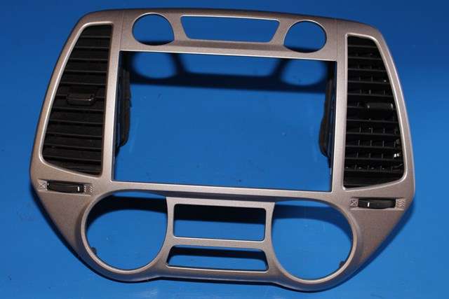 Dashbord friskluftdyse midtkonsoll til Hyundai i20, 2009-2014 (Type I)  