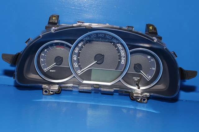 Instrumentpanel til Toyota Auris, 2013-2015 (Type II, Fase 1)  (TOYOTA|83800-0ZU10)