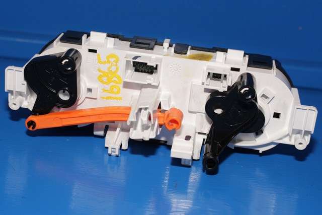 Varmeapparat betjening til Peugeot 208 2012-2019 (Type I) (VALEO|T1013332G|96 722483 ZD|)