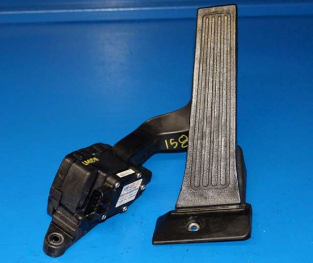 Pedal gass til Kia Sportage, 2010-2016 (Type III)  (KIA|1614A-2S000)