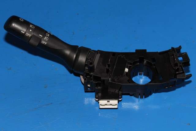 Bryter blink til Toyota Corolla, 2007-2013  (TOYOTA|35SUD34-12640)