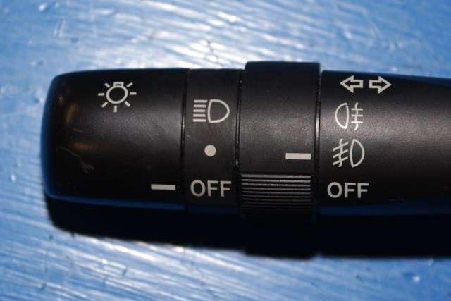 Bryter blink til Toyota Corolla 2007-2013  (TOYOTA|35SUD34-12640|)