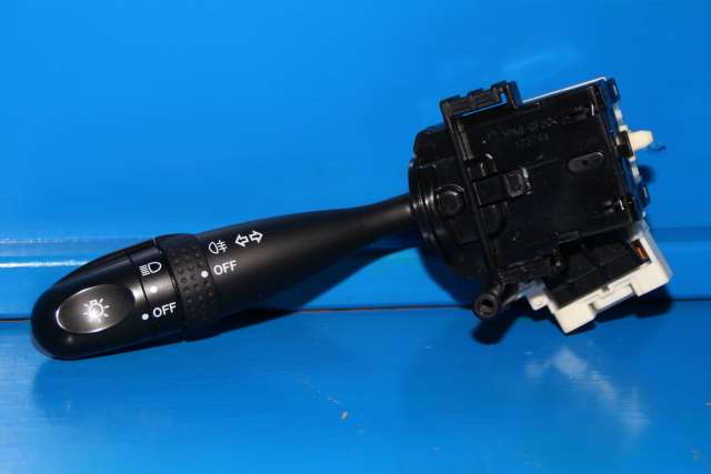 Bryter blink til Suzuki Swift, 2005-2010