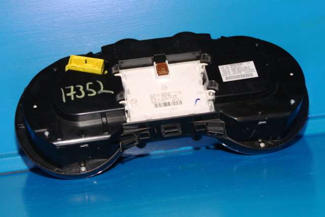 Instrumentpanel til Peugeot 5008 2010-2017 (Type I)  (YAZAKI|69189-270U|96 662763 80|)