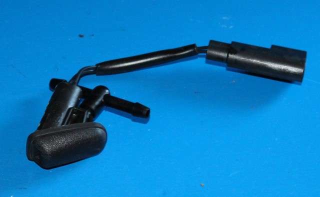 Karosseri diverse til Ford Focus, 2014-2018 (Type III, Fase 2)  (FORD|F1EB-17666-AA)
