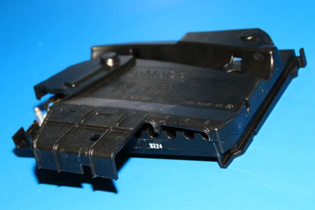 Sikringsboks til Ford Focus, 2014-2018 (Type III, Fase 2)  (FORD|AV6T-14A067-BC)