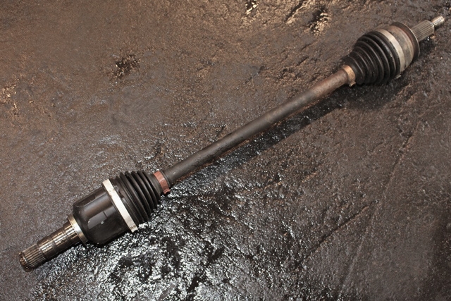 Drivaksel høyre foran, bensin/automat til Subaru Impreza, 2013-2017 (Type IV)  