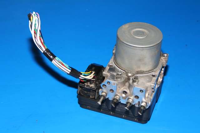ABS sentral til Toyota Urban Cruiser, 2009-2014  (ADVICS|44540-52171)