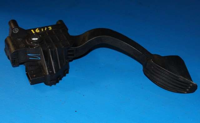 Pedal gass til Ford Ka 2008-2015 (Type II) (FIAT|51893926|)