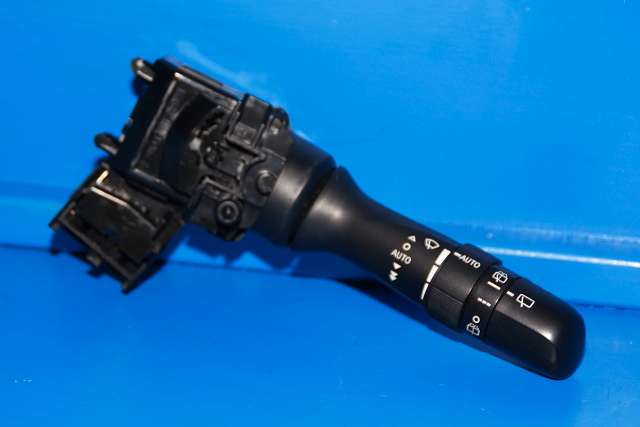 Bryter visker til Toyota iQ, 2009-2014  (TOYOTA|48121-17F623)