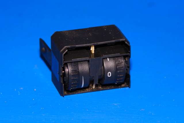 Bryter diverse til VW Caddy, 2010-2015 (Type III, Fase 2) (VAG|2K0 941 333 B)