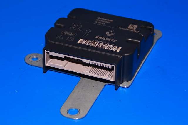 Styreenhet airbag hovedsensor til Renault Clio, 2012-2016 (Type IV, Fase 1)  (CONTINENT|A2C80613911)