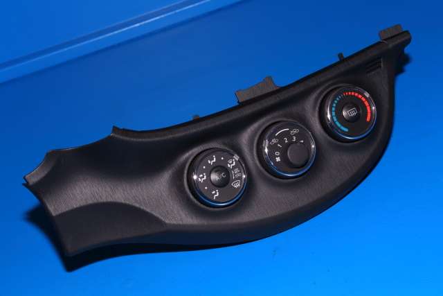 Varmeapparat betjening til Toyota Yaris, 2012-2014 (Type III, Fase 1)  