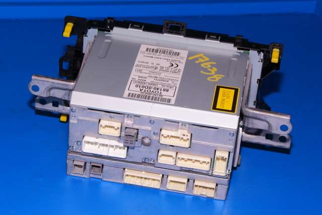 Bilstereo navigasjon til Toyota Yaris 2012-2014 (Type III, Fase 1)  (TOYOTA|86140-0D010|)