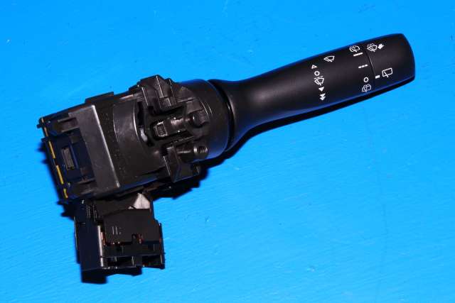 Bryter visker til Toyota Yaris, 2012-2014 (Type III, Fase 1)  (TOYOTA|17F761-0D040)