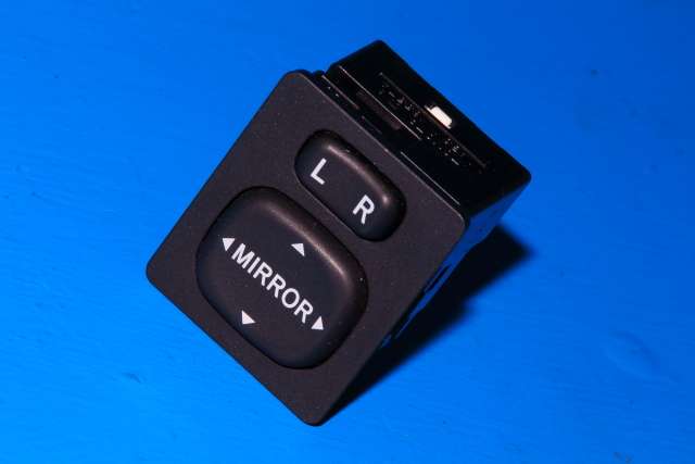 Bryter speil til Toyota Yaris, 2012-2014 (Type III, Fase 1)  