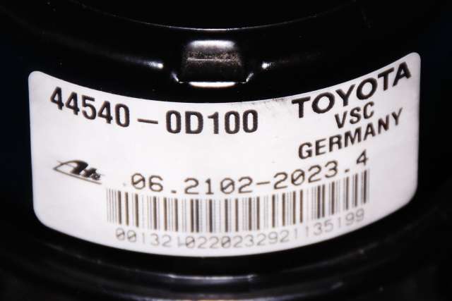ABS sentral til Toyota Yaris 2012-2014 (Type III, Fase 1)  (TOYOTA|44540-0D100|)