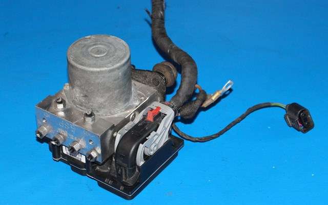 ABS sentral til Audi A4 2007-2014 (Type IV) (B8) (B8) (VAG|8K0 614 517 CP|8K0 907 379 AK|)