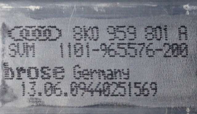 Ruteheis, kun motor, venstre foran til Audi A4 2007-2014 (Type IV) (B8) (B8) (VAG|8K0 959 801 A|)