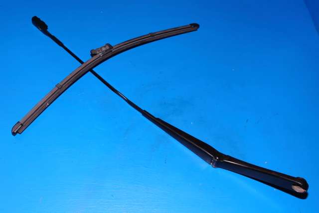 Viskerarm frontrute høyre til Audi A4, 2007-2014 (Type IV) (B8) (B8) (VAG|8K1 955 408)